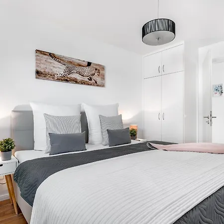 Ebbe Und Flut- Direkt Am Wasser, Hafenblick, Fahrstuhl, Sauna, Ueberdachte Terrasse Apartamento *