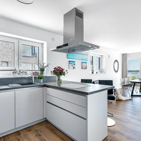 Apartment Ebbe Und Flut- Direkt Am Wasser, Hafenblick, Fahrstuhl, Sauna, Ueberdachte Terrasse Olpenitz